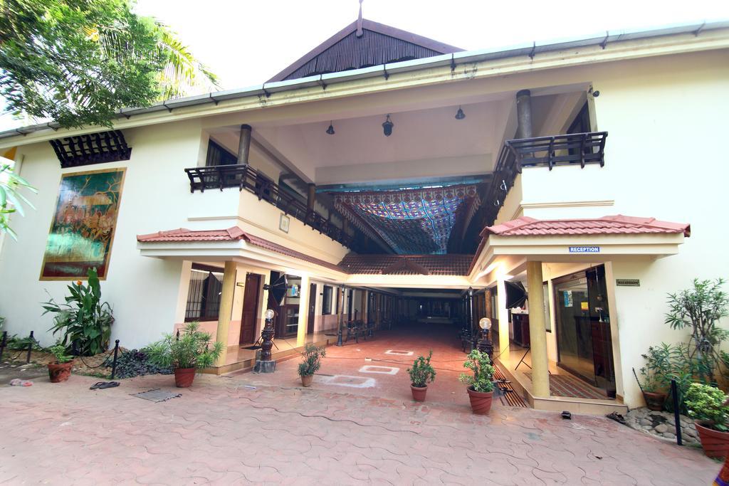 Guruvayoor Resort Guruvāyūr Eksteriør billede